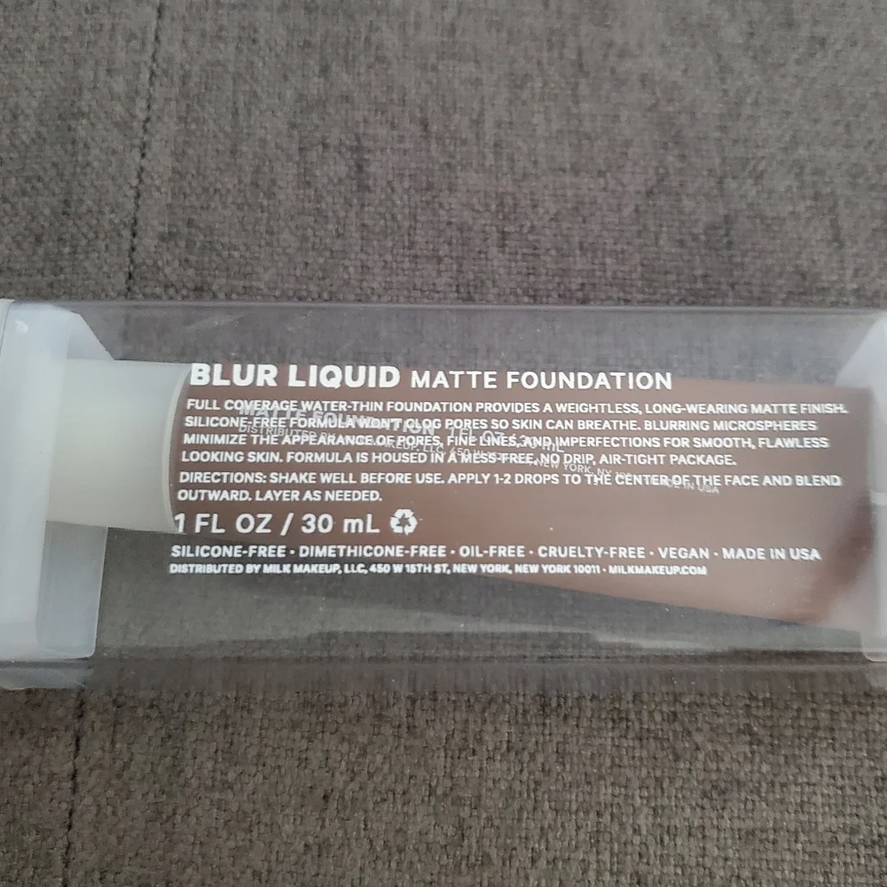 Milk Makeup Blur Liquid Foundation in Golden Deep